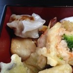 吾妻 - しゅうまい、てんぷら　揚げもの