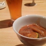 両国寿司 - 料理写真:お通し　自家製塩辛