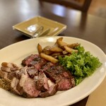 osteria enato - 〇炭火焼・ランプ／足利マール牛〇炭火焼・仔羊／オーストラリア〇フライドポテト