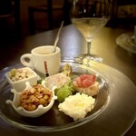 osteria enato - エナート特製前菜の盛り合わせ／7点盛