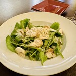 osteria enato - 〇群馬県産ルーコラとマッシュルームとパルミジャーノのサラダ