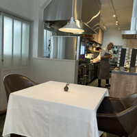 Installation Table ENSO L'asymetrie du calme - 