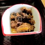 永田ドライブイン - 小鉢はまぐろの煮物！(2014,08/24)