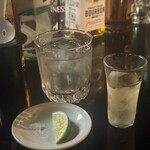 ディエスオーチョ - テキーラ(サウザゴールド)