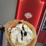 マリオンクレープ - 料理写真:いちごバナナチョコクリーム(税込620円)