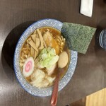 手打ちラーメン 清仁軒 - 味玉ワンタンメンしょうゆ味手打ち麺