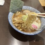 手打ちラーメン 清仁軒 - 手打ち麺
