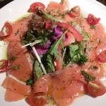 Dining Bar YA‐NA‐GI - スモークサーモンのカルパッチョ