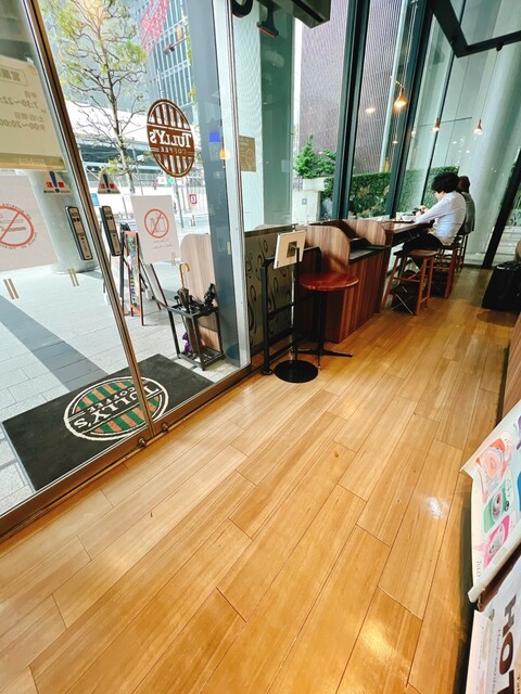 Tully's Coffee Hamamatsucho Eki Kita Guchi Ten photo 5