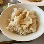 エヴァム・エヴァ・ヤマナシ・アジ - 