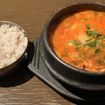 コリアンダイニング クオンズ - 