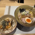 煮干しらーめん 波乃にぼる - 