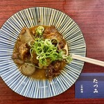 たつみ - 牛すじどて焼き 638円 2日連続で訪問しているので、先の写真と別物です