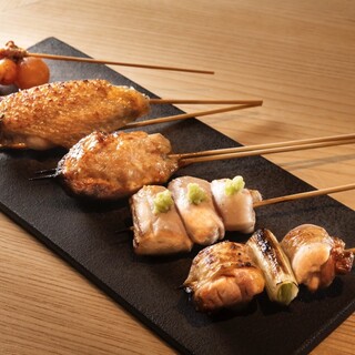 希少部位との出会いも一興。新鮮地鶏を堪能するコース