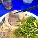 来来亭 - こってりラーメン【880円】チャーシューが丸いバージョン