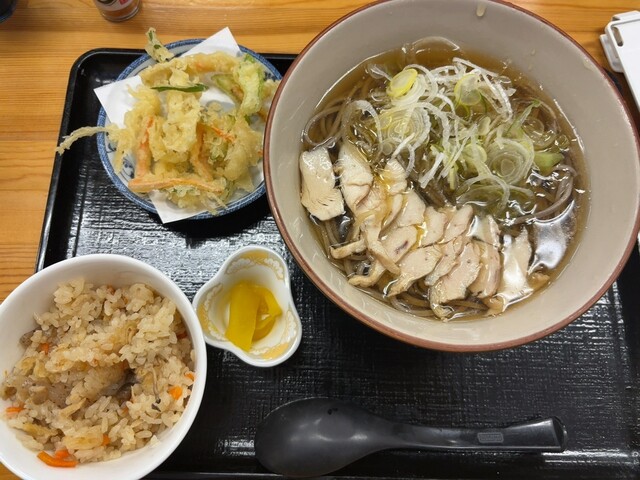 お食事処つるや富沢 | 仙台の食堂で味わう定食ランチ