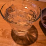 居酒屋 ヨーテル - 何の焼酎か忘れましたが、ロックで