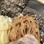 飯田商店 - 黒麺