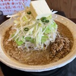 ラーメン南の - 背脂味噌ラーメンバタートッピング