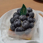 タルト・ミルティーユ　370円 (2014.08)