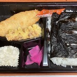 美味亭松原店 - のり弁当　390円(税込)  ※ご飯の量は、しっかり入っていて、海苔の下には、塩昆布がたくさん