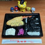 美味亭松原店 - のり弁当　390円(税込)
