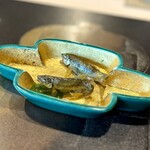 よし澤 - ◉長野天竜川「稚鮎の塩焼き」ハゼの葉のソース