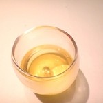 レフェルヴェソンス - おちょこ1杯分の鮎エキス。これでおよそ一匹分らしい。