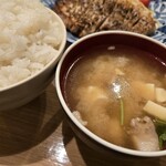 亜茂礼 - 豚汁、ご飯大盛り