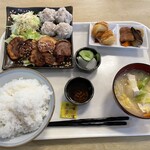 ニューかねこ - 料理写真:焼豚&シウマイ定食　ライス大盛