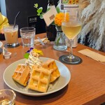 フラワーカフェ BLOOMY'S - 