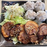 ニューかねこ - 焼豚&シウマイ