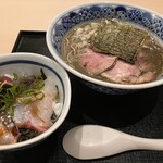 あら炊き中華そば 魚櫓魚櫓 - 