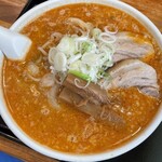 自家製麺 麺屋 虎治 - 味噌　麺大盛り無料　890円！