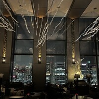 DINING & BAR TABLE 9 TOKYO - 