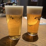 葛西ビアバー - 左　プレモル、　右　マスターズドリーム