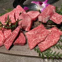 焼肉 思食 - 