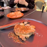 grigio la tavola - 
