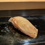 戸越銀座 鮨 ばんど - イサキ