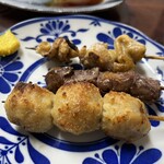 ささのや - つくね、レバー、シロオール塩。