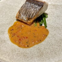 八重洲 steak & seafood 鉄板焼き 一心 - 鰆のポアレ♪ フワフワ〜