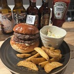 World Burger 新潟駅前店 - 