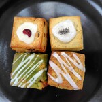 a lot scone & coffee - クランベリーシュガー、レモンポピーシード、鈴鹿抹茶とホワイトチョコ、アールグレイとオレンジ