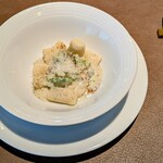 Largo RISTORANTE - 自家製ニョッキ ゴルゴンゾーラ