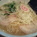 彩色ラーメンきんせい 高槻本店 - あわせあじらーめん