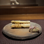 アカ - ホワイトアスパラガス