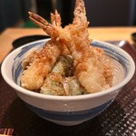 てんぷら 木坂 - 天丼(海老3本入 1,500円)
海老3尾･蓮根･芽キャベツ･玉ねぎ
ピーマン･南京･じゃが芋･穴子