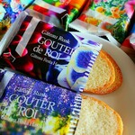 ガトーフェスタ ハラダ - グーテ･デ･ロワ蜷川実花フラワーパッケージ/化粧缶ミニ税込1080円