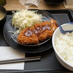 松のや - 料理写真:ロースカツ定食690円ごはん特盛