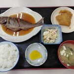水産食堂 - 煮魚定食